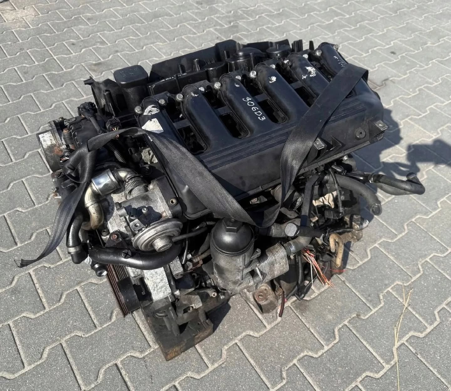 BMW E60 M57D30 3.0 Complete Engine with Transmission - Image 5