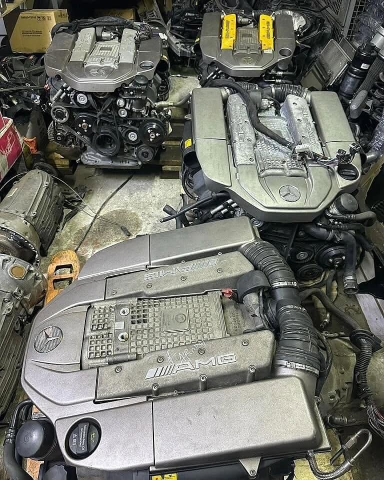 Mercedes Benz M113K V8 Complete Engine with Transmission - Image 5