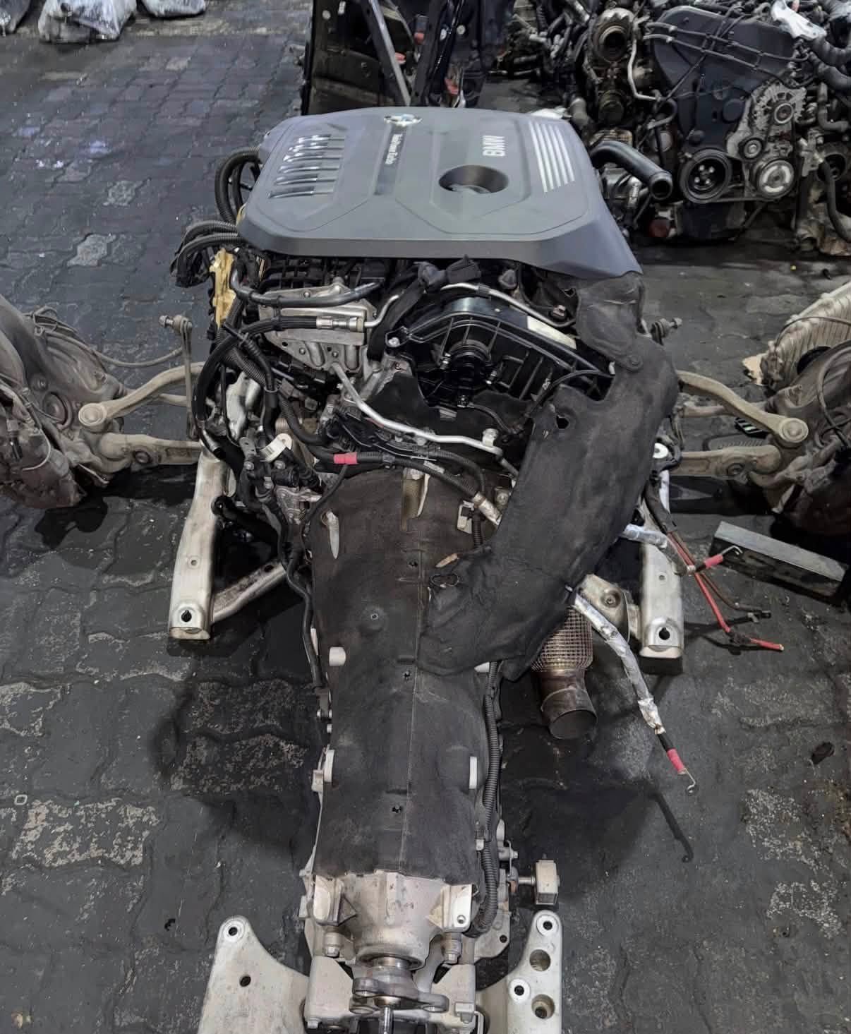 BMW B58B30A Complete Engine with Transmission - Image 4