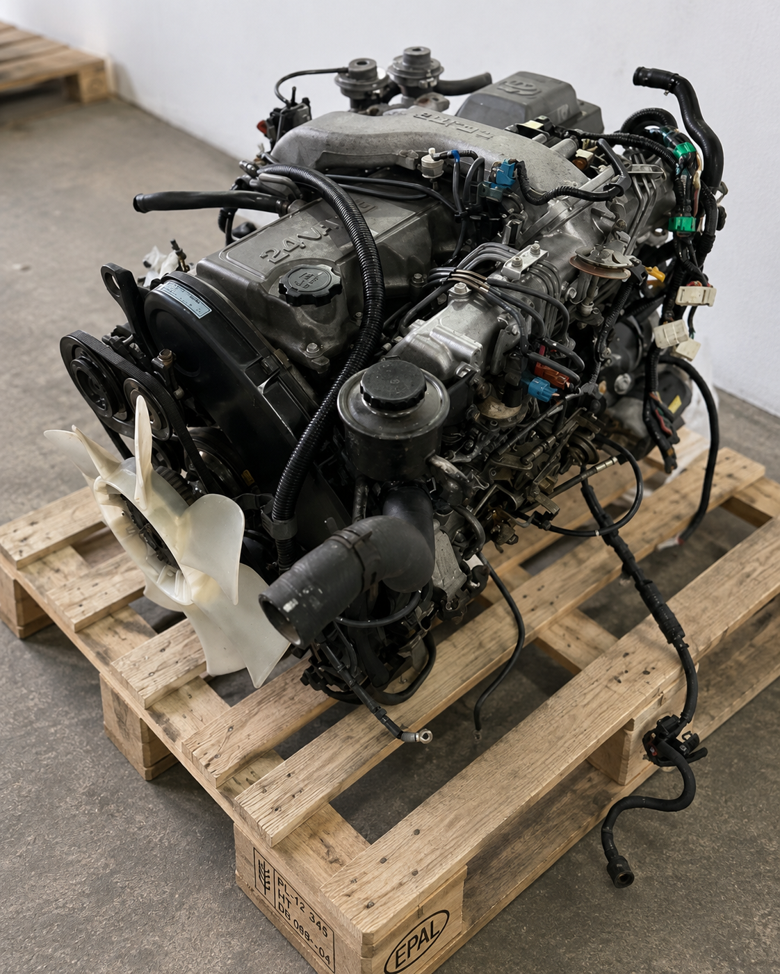 JDM Toyota 1HD-FT 80 Series Land Cruiser Diesel Engine - Image 3