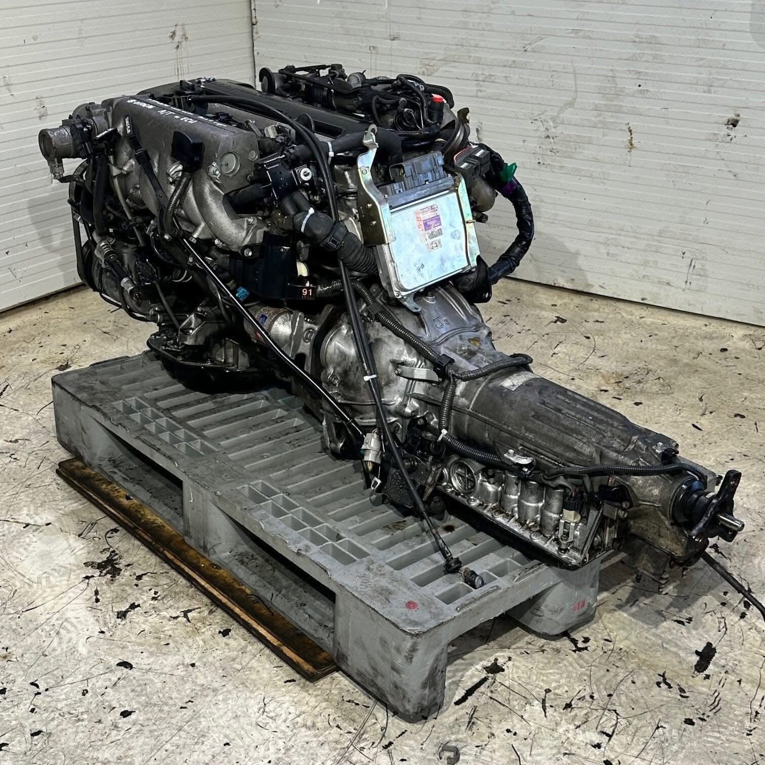 JDM Toyota 2JZ-GTE Twin Turbo Non - VVTI Complete Engine with Automatic Transmission - Image 4