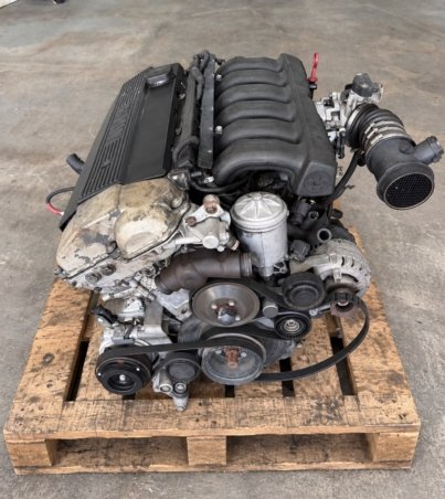 BMW S52B32 3.2L Complete Engine